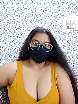 Snapshot of Jasmine_jaaan chatting on July 6, 2026, 4:42 am Jasmine jaaan online show from July 6, 2026, 4:42 am