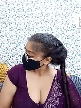 Snapshot of Jasmine_jaaan chatting on July 8, 2026, 4:39 am Jasmine jaaan online show from July 8, 2026, 4:39 am